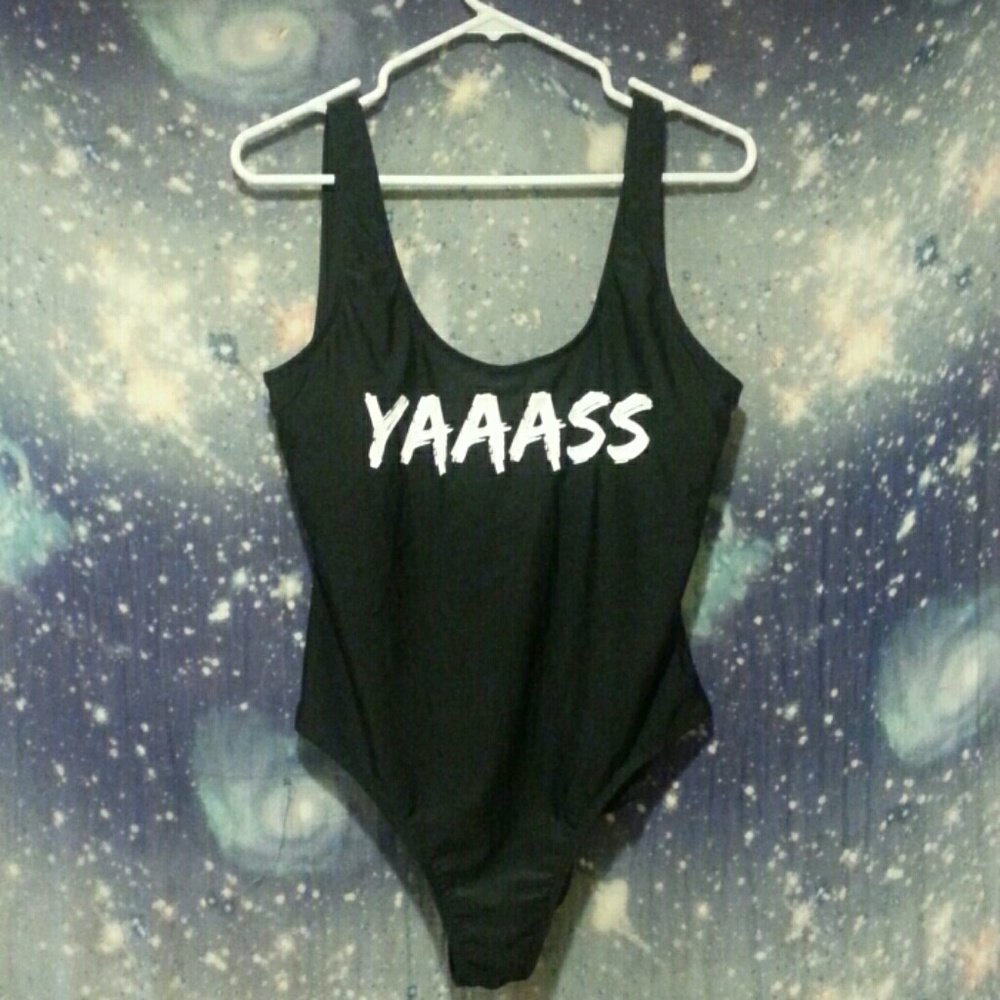 💋YAAASS Swimsuit💋 *NWOT*